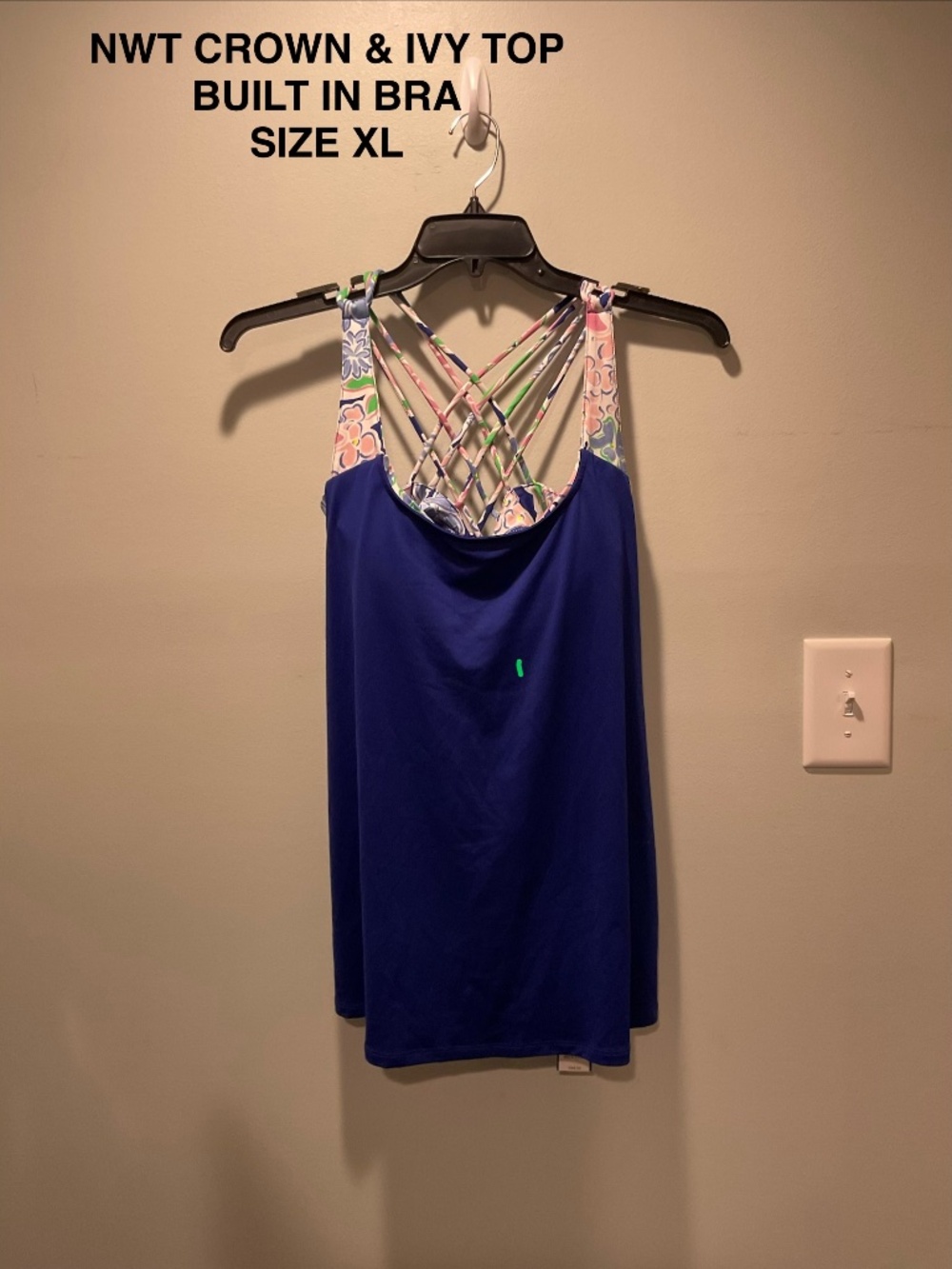 CROWN & IVY ATHLETIC TANK, SIZE XL, NWT